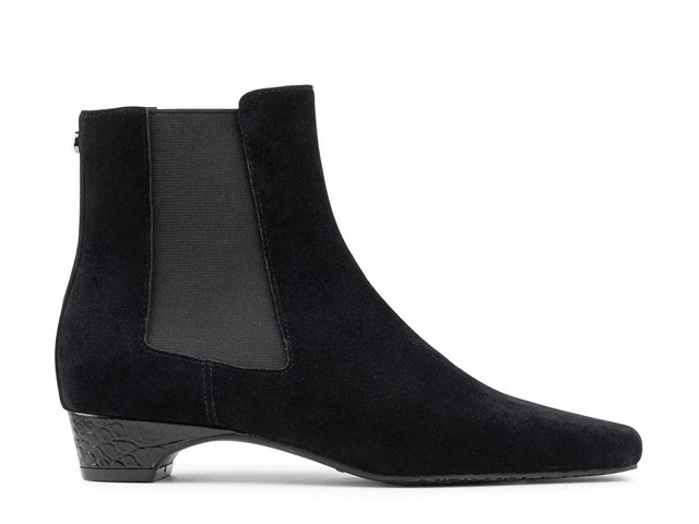 DINALD/PLINER Classic Chelsea Boots Donald Pliner Men Chelsea Boot Calfskin Navy, Made in Brazil  main image 4