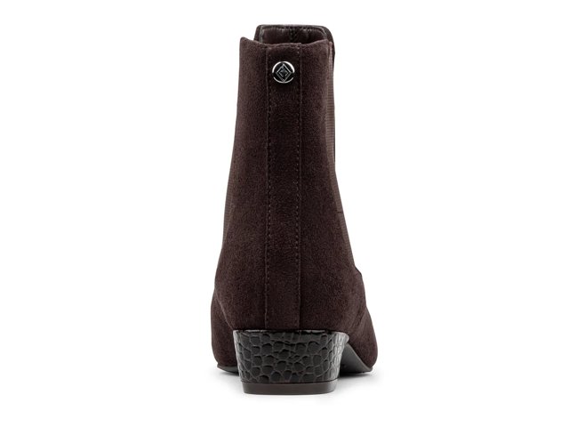 Oleana Chelsea Boot