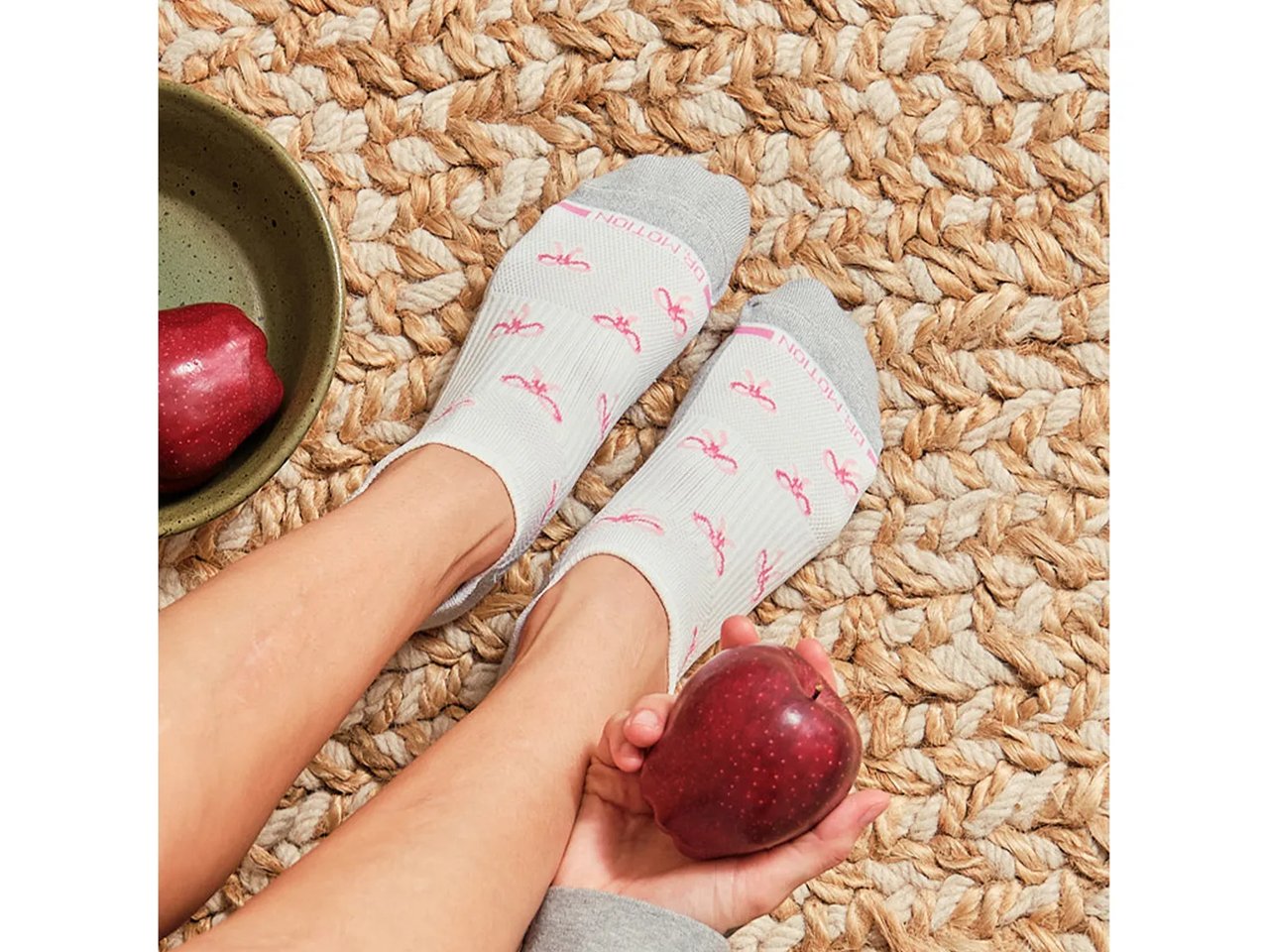 Pink Bows & Solid Women's No Show Socks - 2 Pack