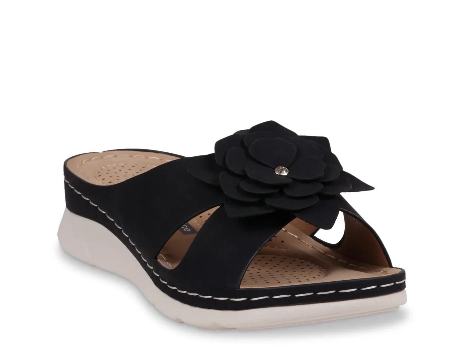 Claire Sandal - image 2