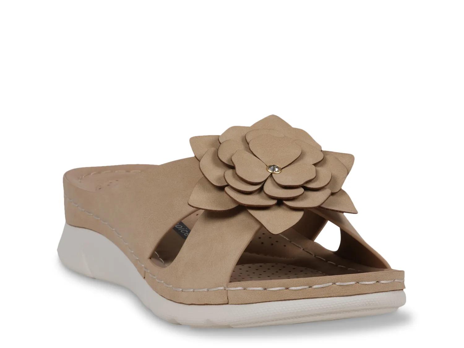 Claire Sandal - image 3