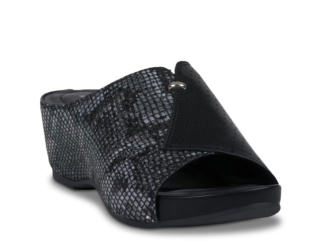 Dacia Wedge Sandal