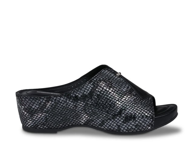 Dacia Wedge Sandal