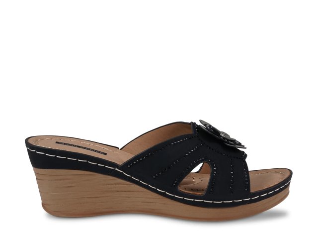 Fiora Wedge Sandal