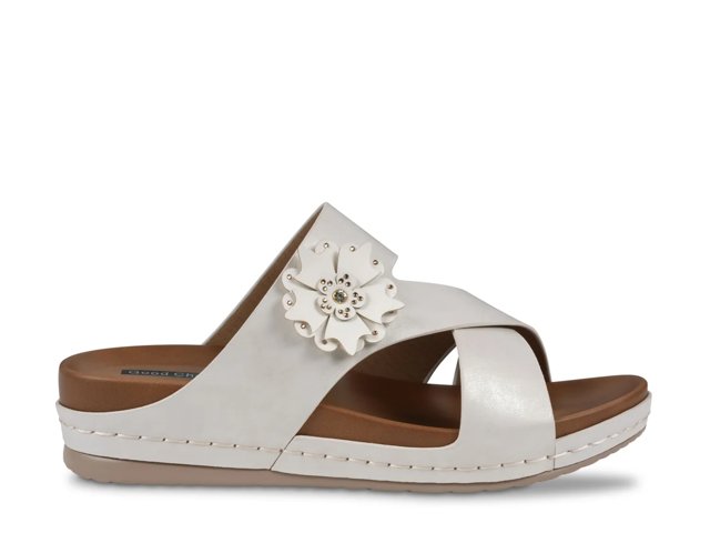 Nessie Sandal