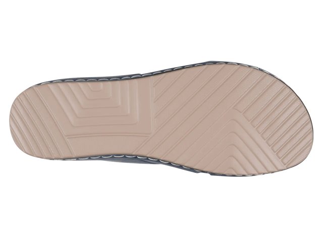Nessie Sandal