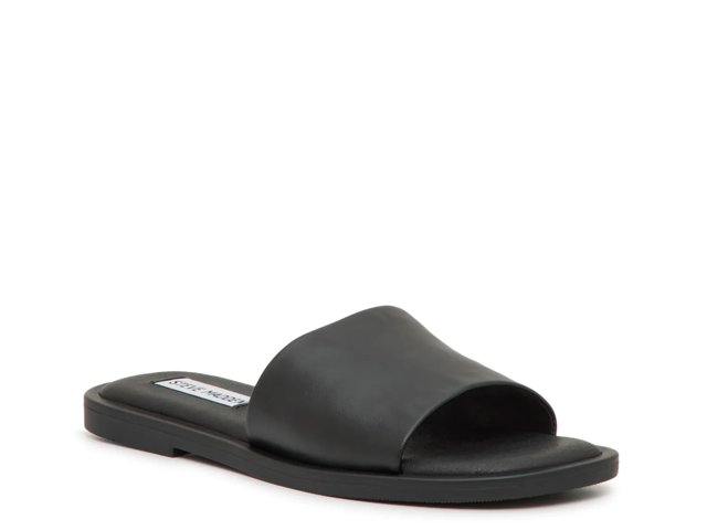 Dakoda Sandal