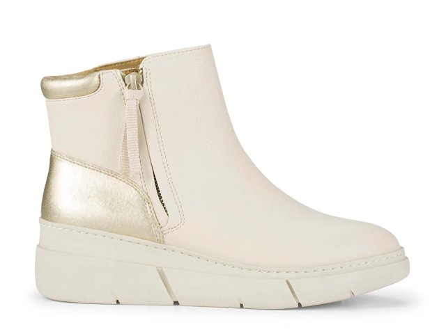 Lakelyn Wedge Bootie