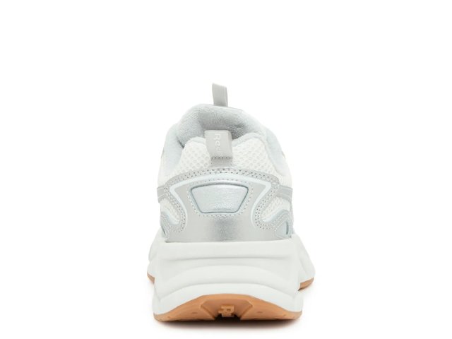 Charge Run Sneaker - Women's