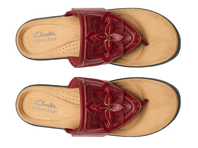 Clarks Calla Rose Womens Wide Court Shoes 39 EU Crema