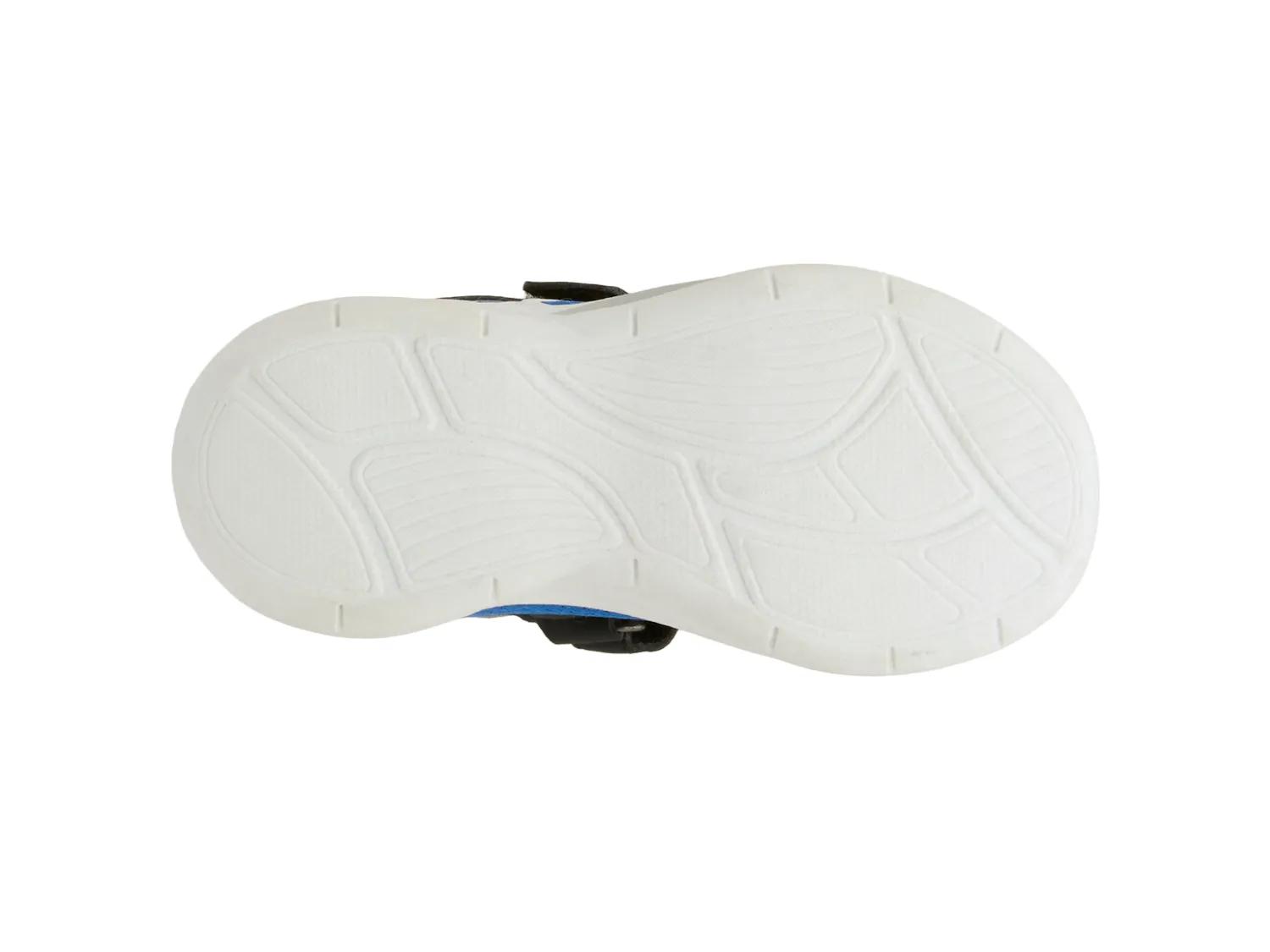 Dylan Sneaker