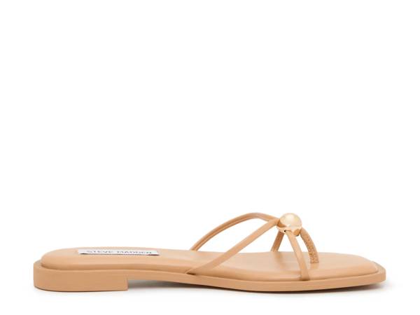 Click to shop women's flat sandals at DSW Designer Shoe Warehouse