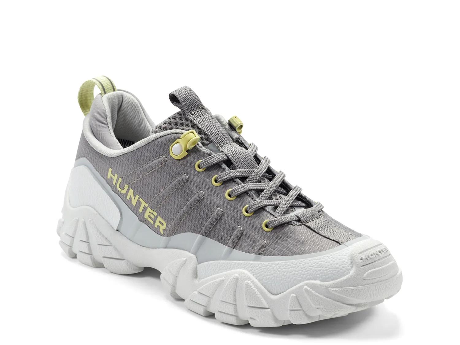 Sara Sneaker - image 2