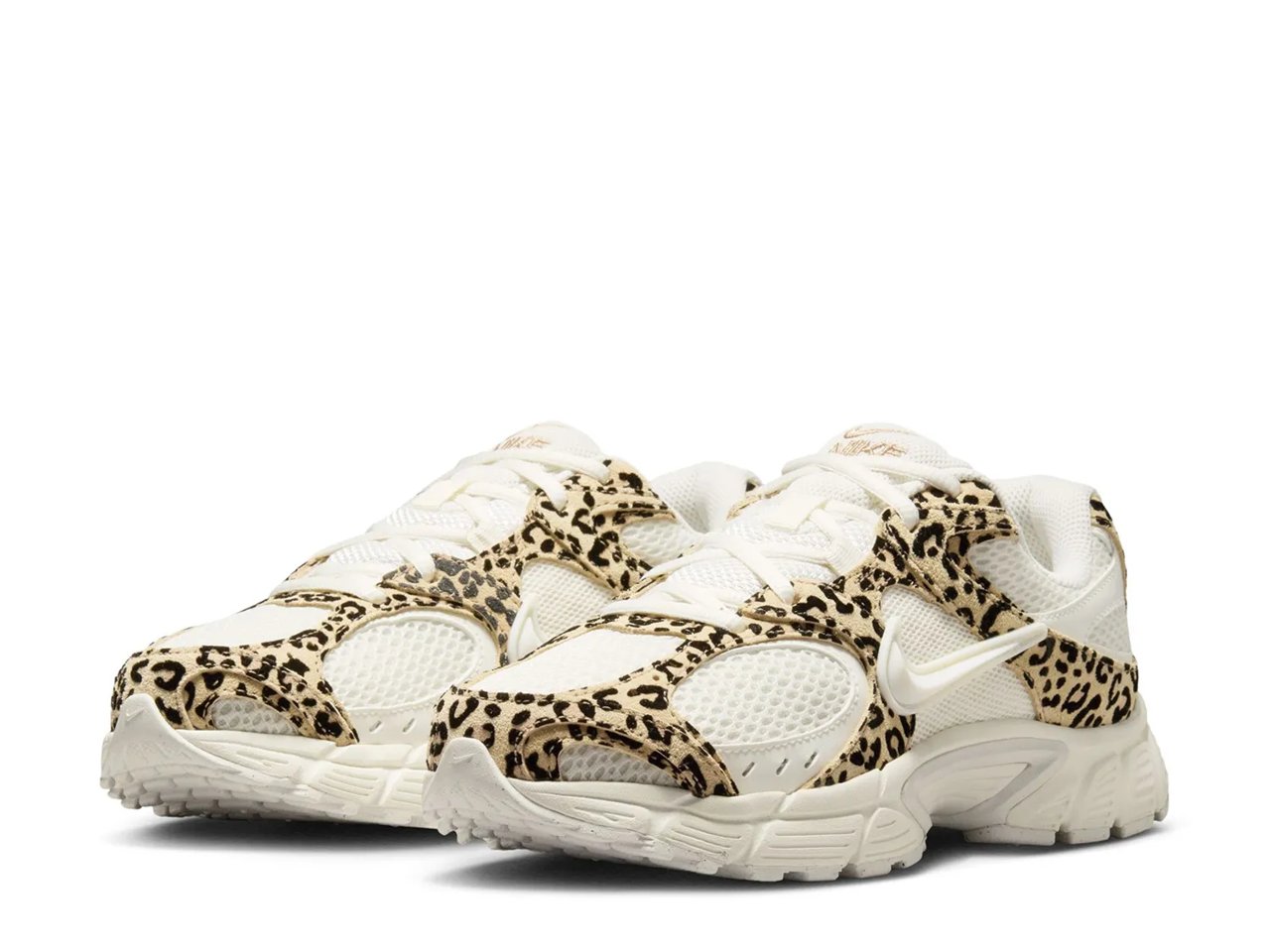 V5 RNR Sneaker - Women's