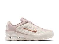 Reax 8 Sneaker - Women's Off White view