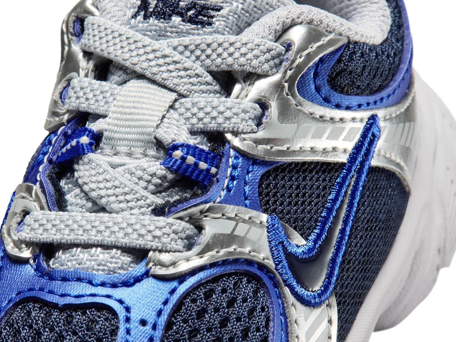 V5 RNR Sneaker