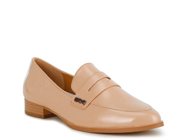 Winged Penny Loafer