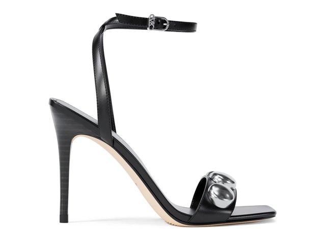 Liana Sandal