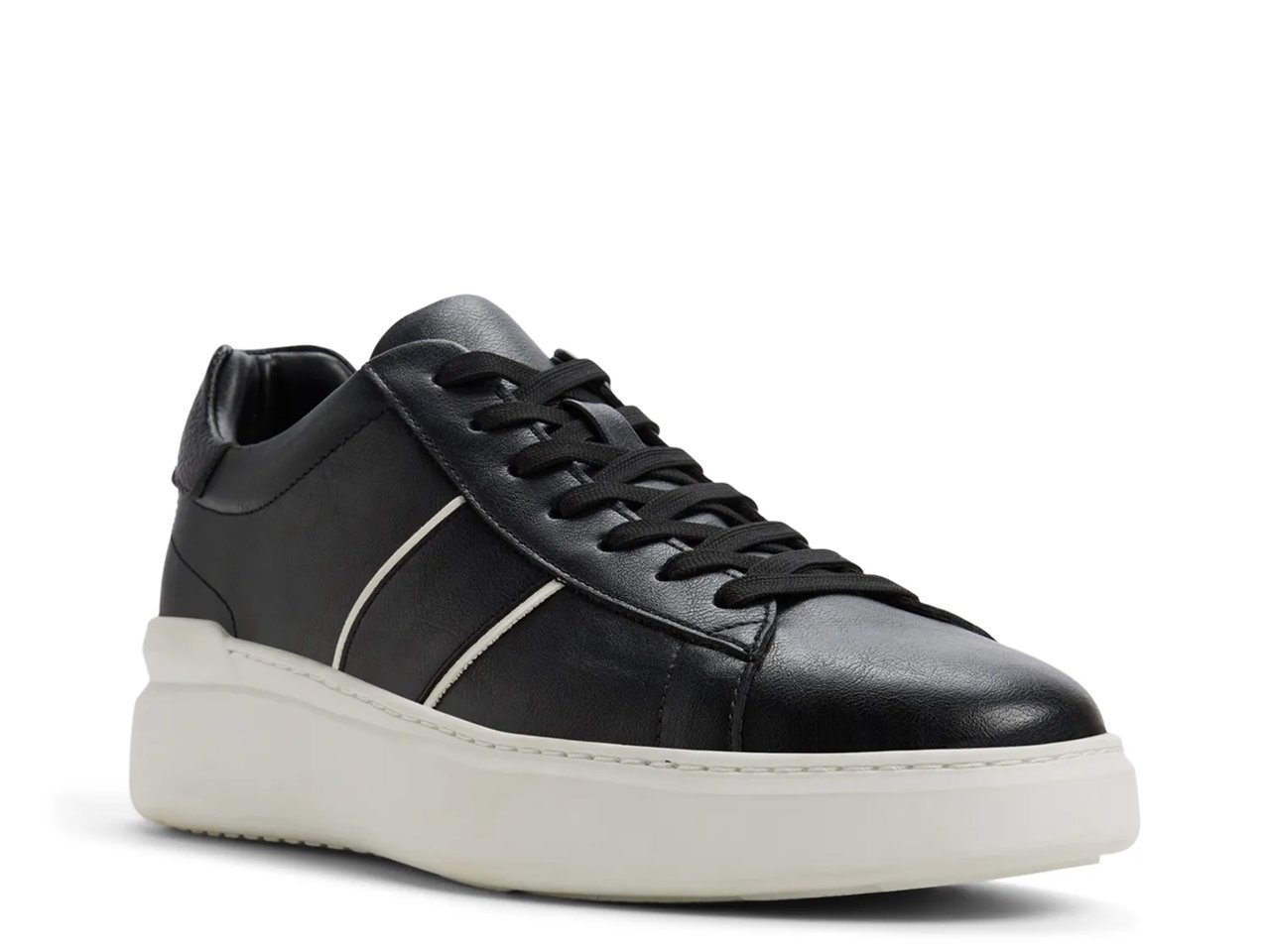 Paxon Sneaker