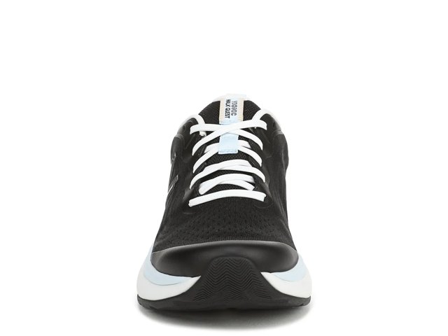 Walk Quest Sneaker