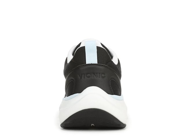 Walk Quest Sneaker
