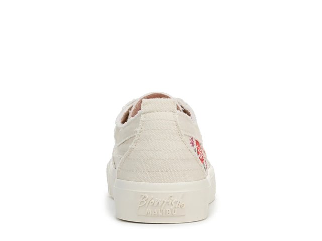 Very Sadie Sneaker