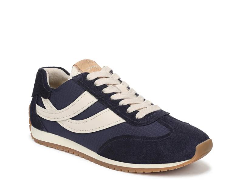 Oasis Runner Sneaker - Women's