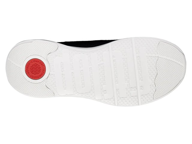 Super-Q Slip-On Sneaker