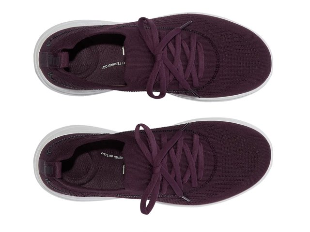 Super-Q Slip-On Sneaker