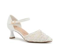 Evangeline Pump White view
