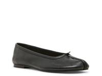 Calico Split Toe Flat Black view