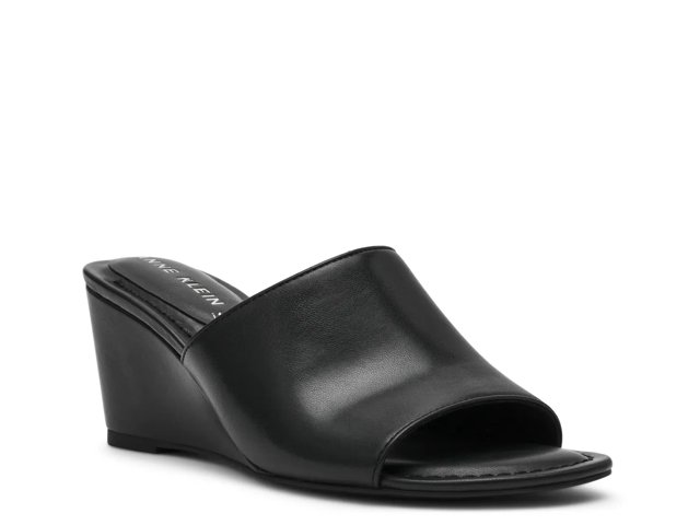 Charisma Wedge Sandal