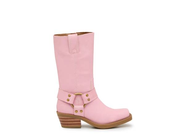 Click to shop girls' boots at DSW Designer Shoe Warehouse.