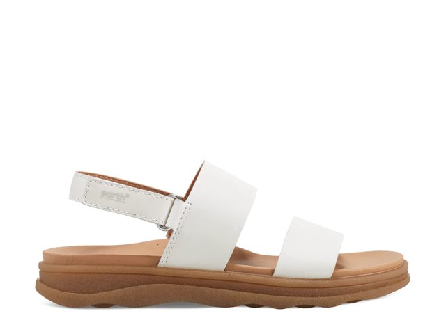 Leah Sandal