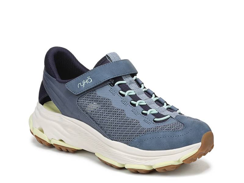 Devotion Max Fisherman Trail Shoe - Women's