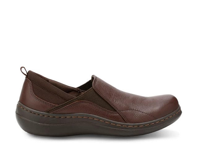 Wren Slip-On