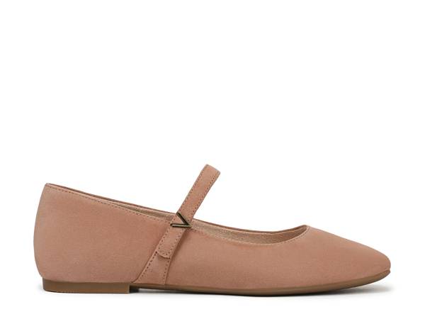 Click to shop Vionic Flats at DSW Designer Shoe Warehouse