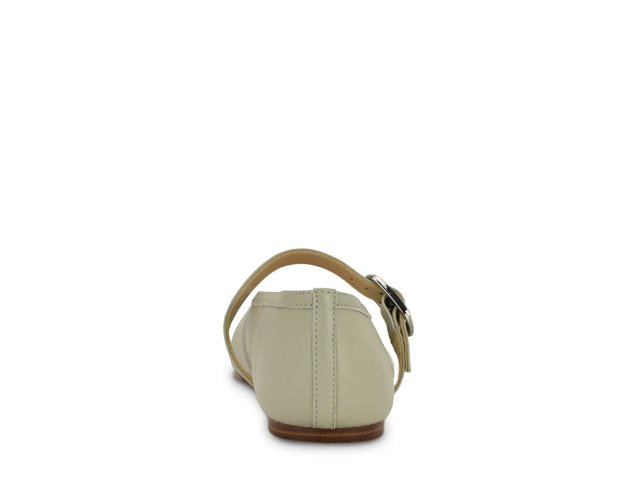 Vancee Mary Jane Flat