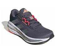 Questar 3 Running Shoe - Women's Grey view