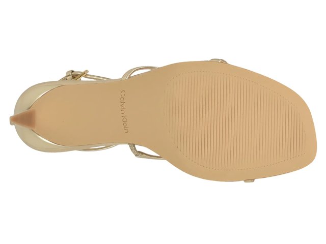 Pelara Sandal