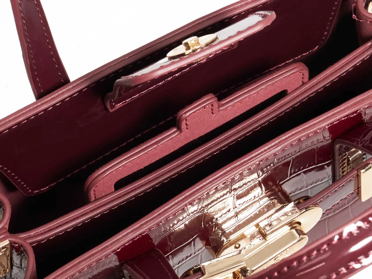 Dinkydefine Leather Satchel