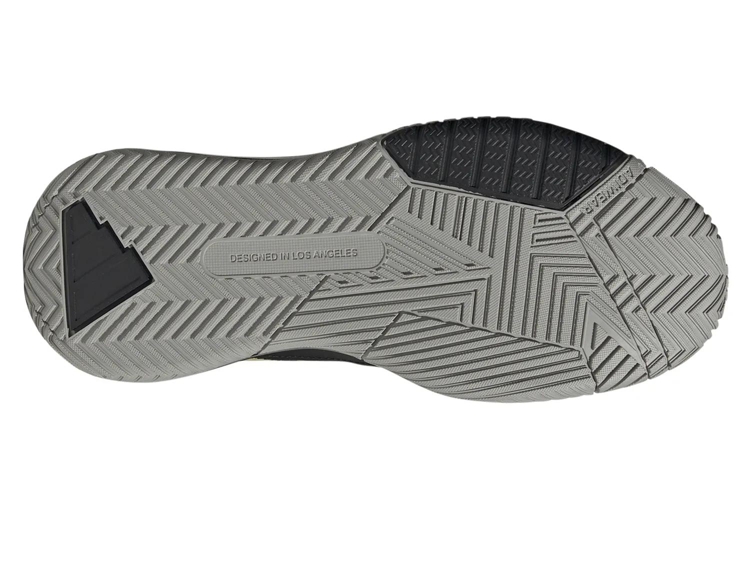 Own The Game 3 Basketball Shoe