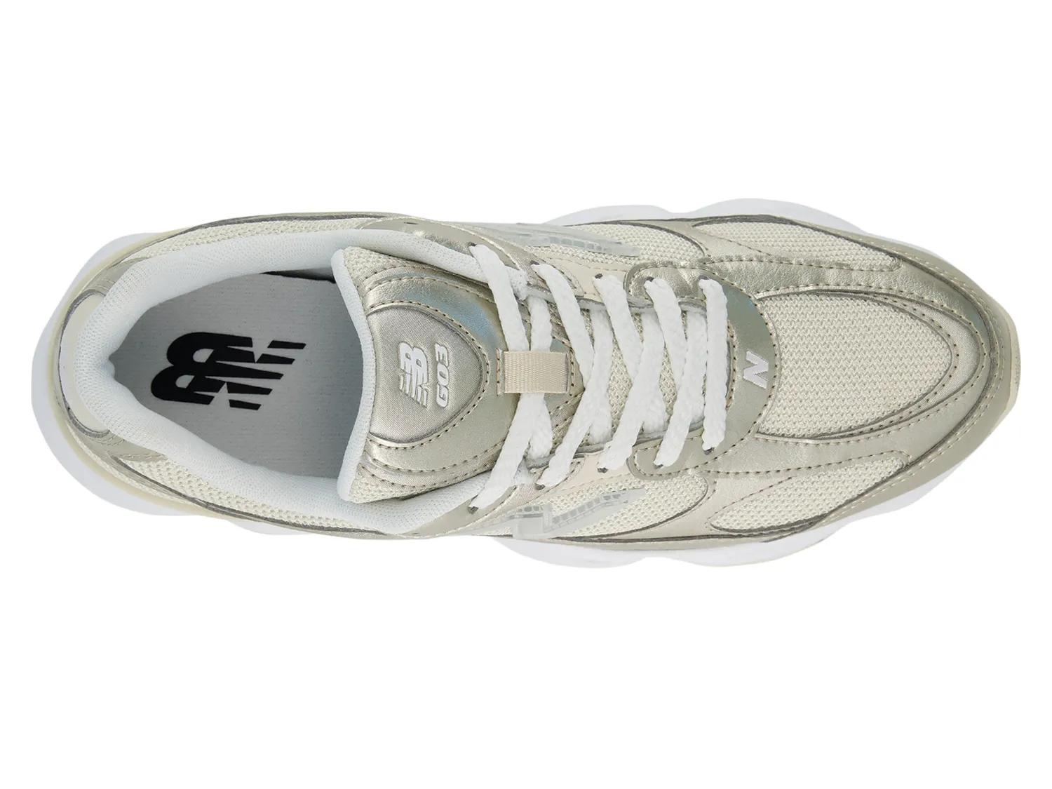 603 Sneaker - Women's