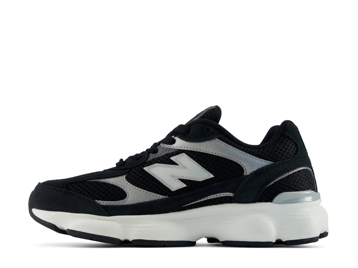 603 Sneaker