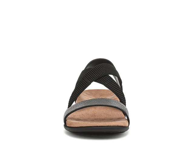 Raina Sandal