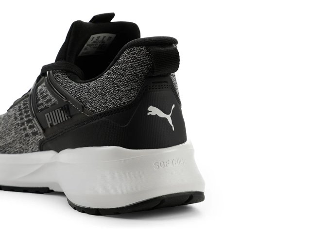 Outpace Sneaker - Men's