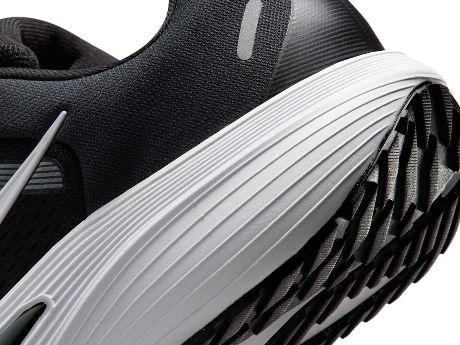 Quest 7 Running Shoe - Men's