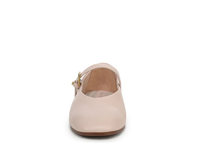 Odilia Mary Jane Flat