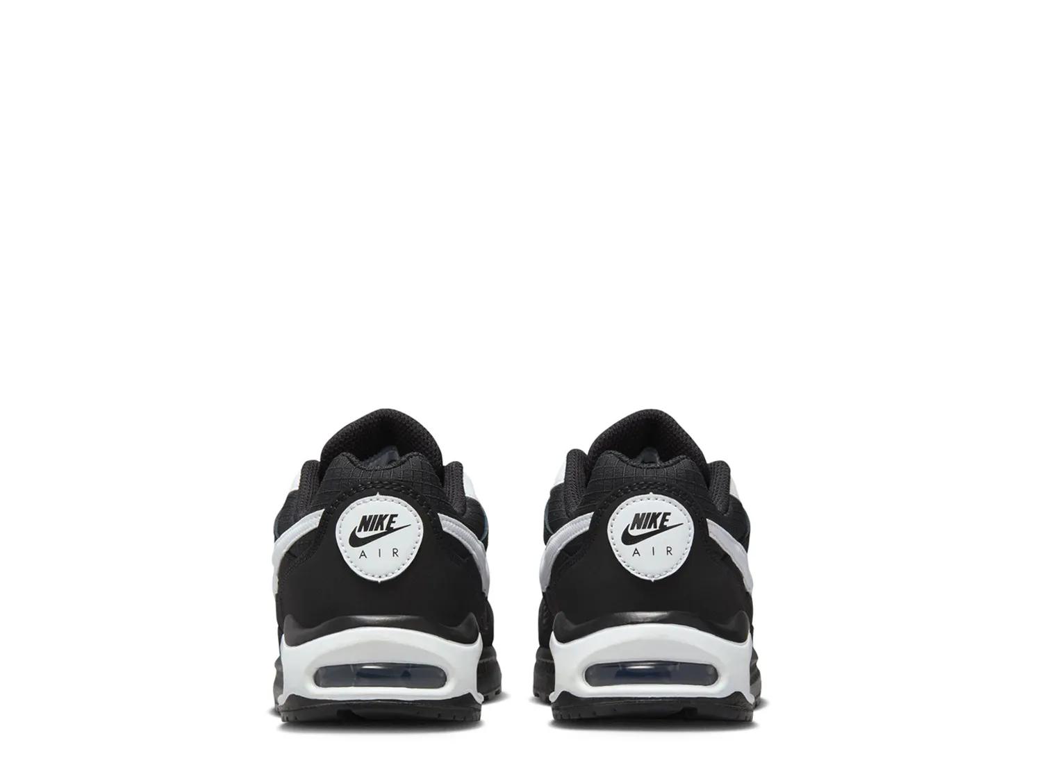 Air Max IVO Sneaker