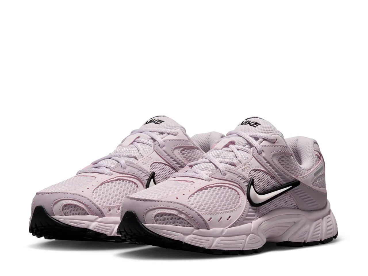 V5 RNR Sneaker - Women's